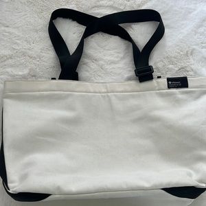 Lululemon Tote